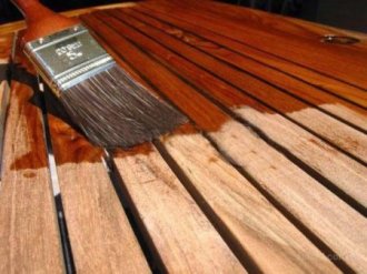 Окрашивание деревянных поверхностей при помощи акриловых красок